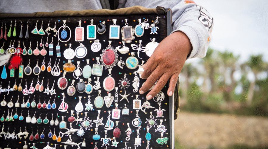 Punta Cana Beach Vendors: How to Shop Smart